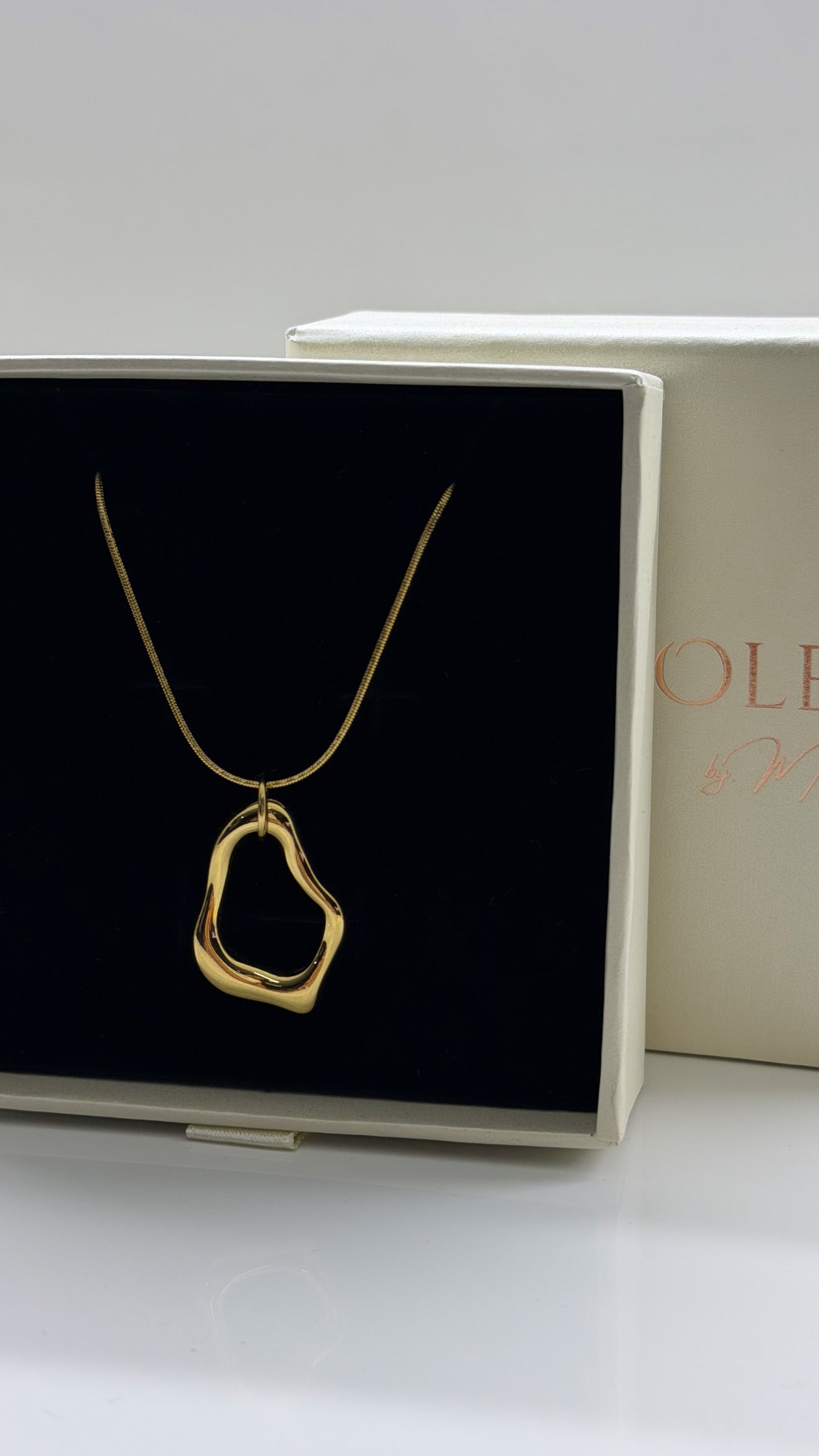 “éternel” NECKLACE