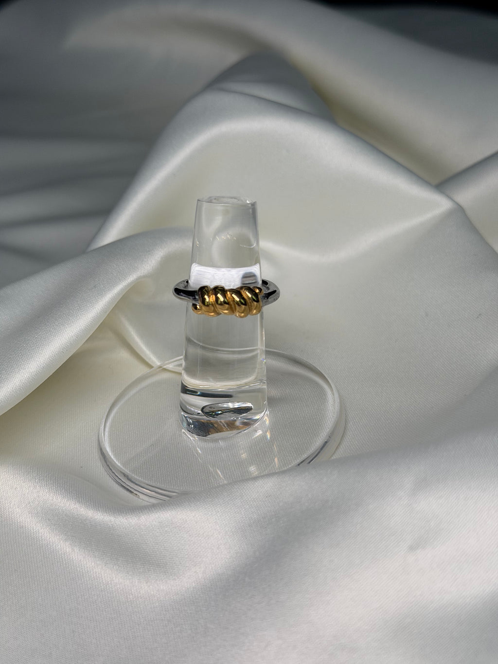 “”Mirabelle” RING